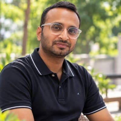 HeyNikhila founder
